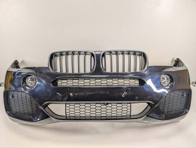 Бампер передній 51118062459 BMW