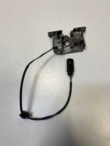 Замок капота, правий 51237308068 BMW