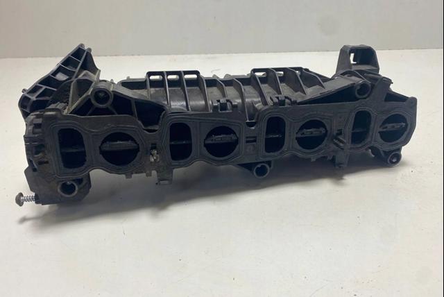 Колектор впускний 7807991 BMW