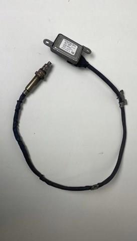 Датчик оксидів азоту NOX, задній A0009059803 MERCEDES