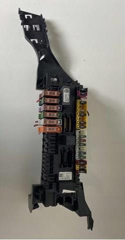 Реле запобіжників A1665402350 MERCEDES