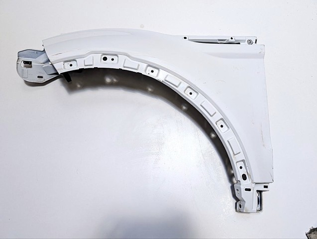 Бічна частина передня ліва LR027590 LAND ROVER