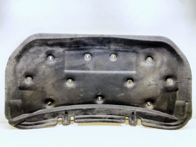 Підкладка-капот LR043837 LAND ROVER