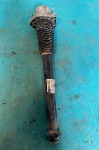Амортизатори задні LR045269 LAND ROVER