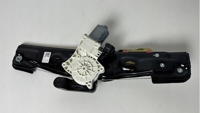 Механізм склопідйомника двері задньої, правої LR059008 LAND ROVER
