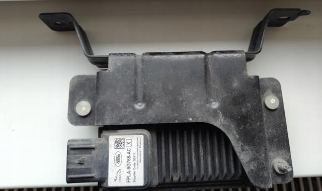 Радарний датчик дистанції LR062658 LAND ROVER