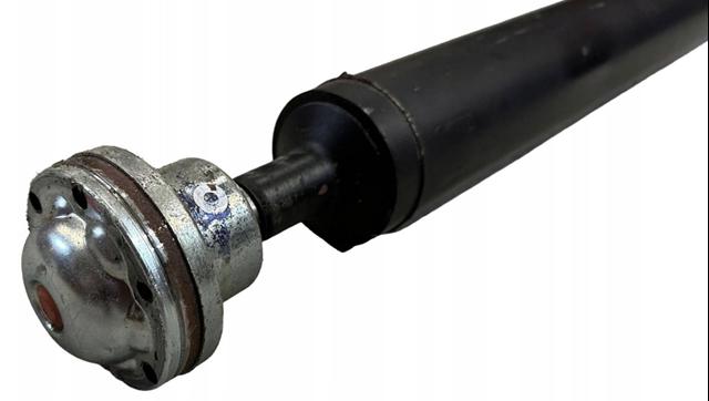 Вал карданний задній LR072103 LAND ROVER
