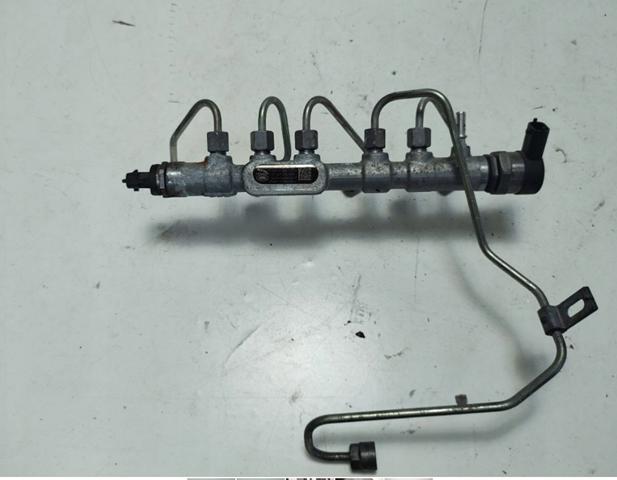 Розподільник палива LR073706 LAND ROVER