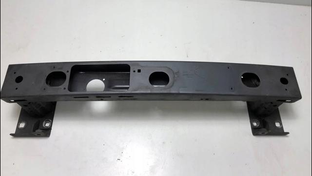 Швелер переднього бампера LR080004 LAND ROVER