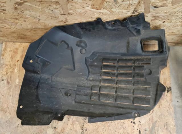 Підкрилок переднього крила, лівий передній LR082850 LAND ROVER