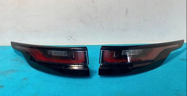 Стоп задній LR093426 LAND ROVER