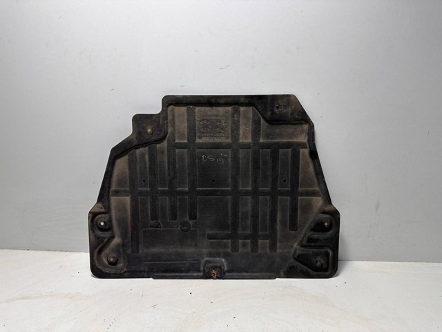 Захист піддона LR104028 LAND ROVER