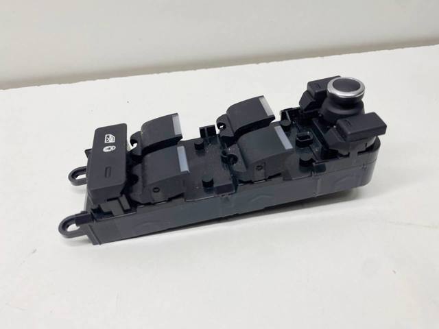 Кнопковий блок керування склопідіймачами передній лівий LR112883 LAND ROVER