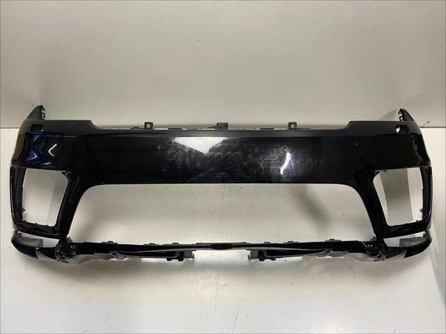 Бампер на авто LR113285 LAND ROVER