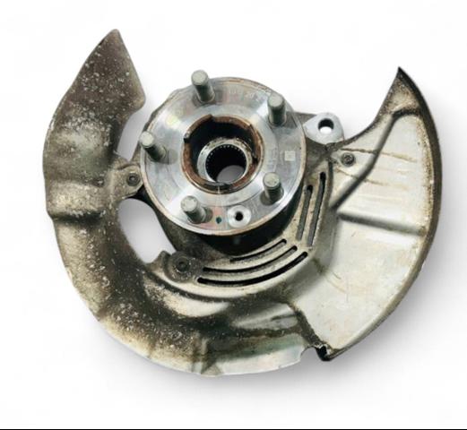 Маточина колеса передня LR114244 LAND ROVER
