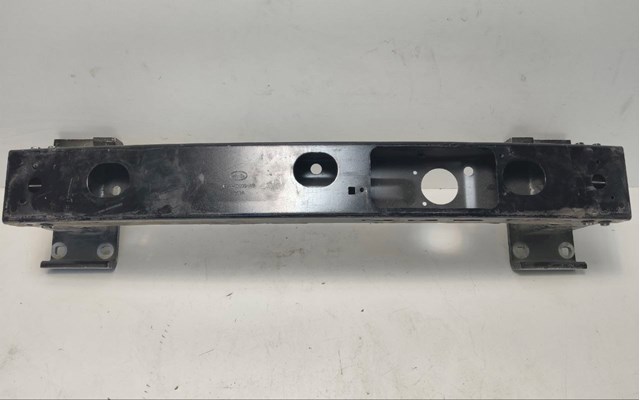 Швелер переднього бампера LR116188 LAND ROVER