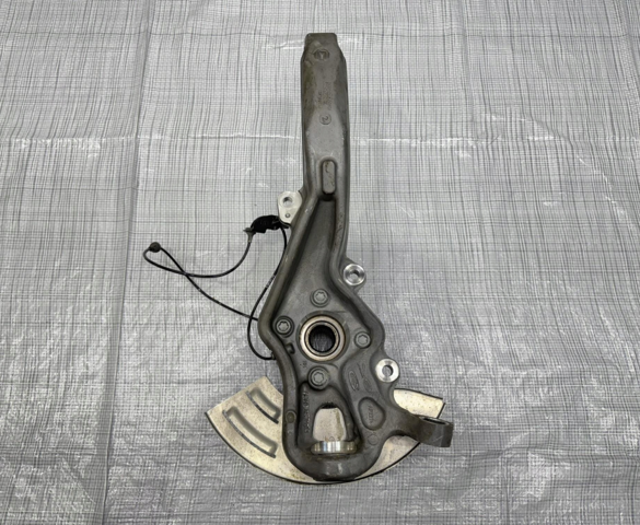 Цапфа поворотного кулака T4A44371 JAGUAR