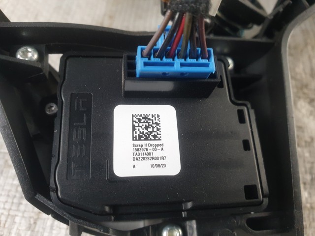 Блок управління ЕБУ рульового колеса 110155603C TESLA