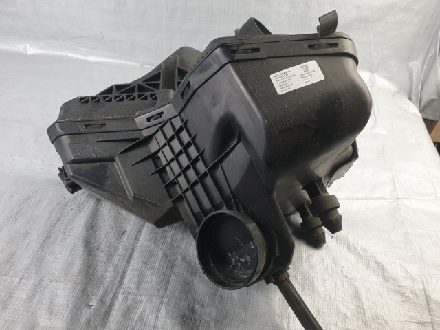 Коробка фільтра 8K0133837BJ VAG