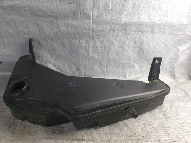 Бачок склоомивача 8R0955453B VAG