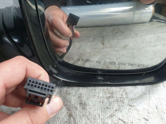 Праве бічне дзеркало 8R1857410E VAG