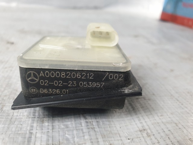 A0008206212 Mercedes