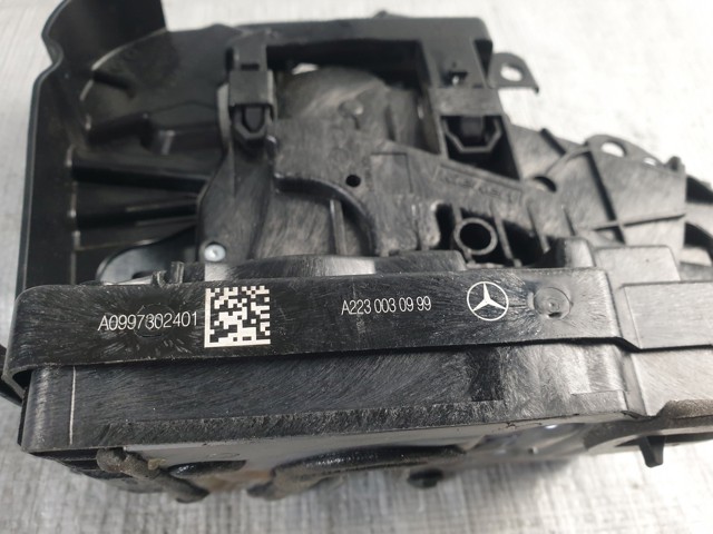 Замок задніх дверей, правих A0997302401 MERCEDES