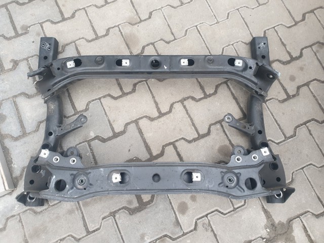 Балка передньої підвіски, підрамник A2056280057 MERCEDES