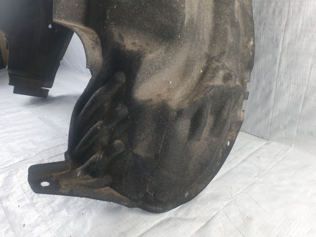 Підкрилок задній правий A2476901803 MERCEDES