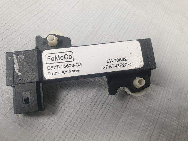 Підсилювач сигналу антени DS7T15603CA FORD