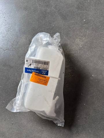 Бачок для води 254312H000 HYUNDAI