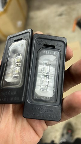 Ліхтар підсвічування заднього номерного знака 4G0943021 VAG