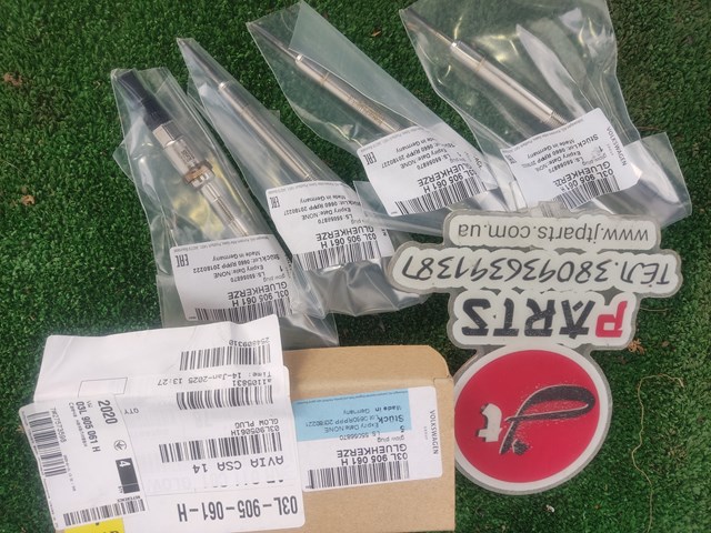 Свічки розжарювання 03L905061G VAG
