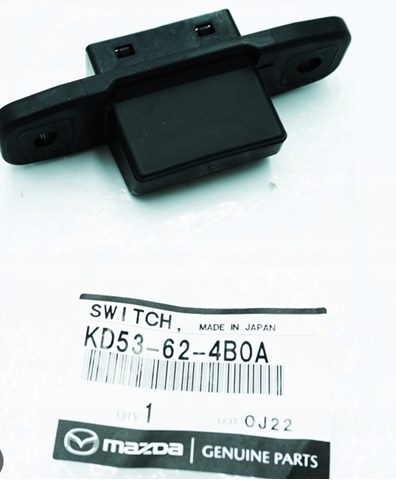 Кнопка приводу замка третіх/ п'ятих дверей KD53624B0A MAZDA