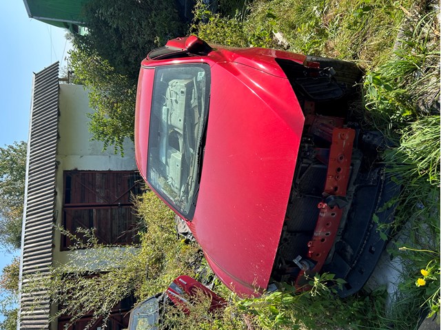 Колектор впускний PY0113100A MAZDA