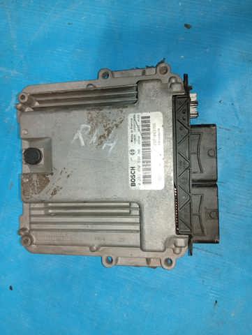 Блок двигуна 0281030899 RENAULT