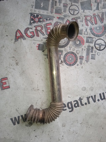 Шланг (патрубок) радіатор EGR, відведення 03G131521 VAG