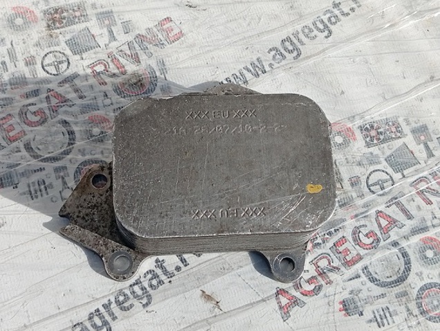 Радіатор масляний (холодильник), під фільтром 1103K2 PEUGEOT