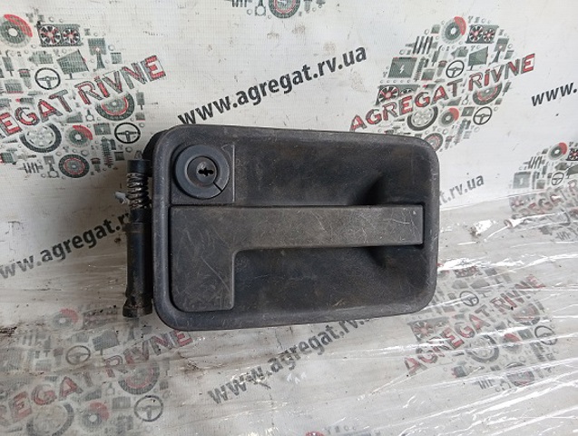 Ручка задньої (двостулкової) двері права зовнішня 1472002077 FIAT
