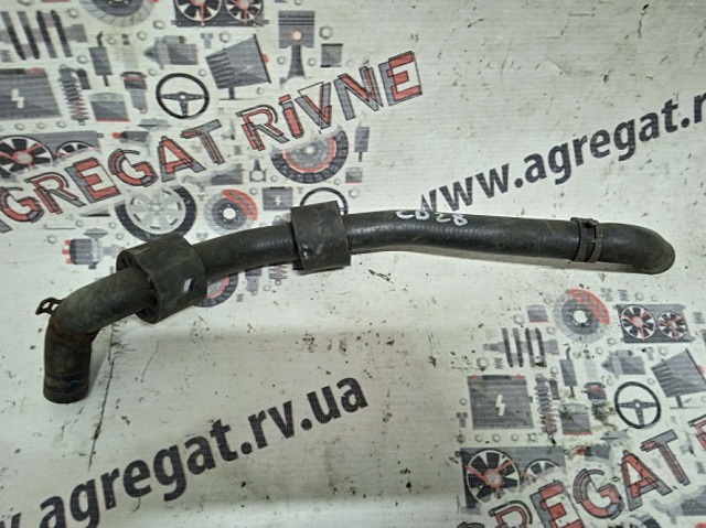Водопровідна труба системи охолодження 1K0121096AM VAG