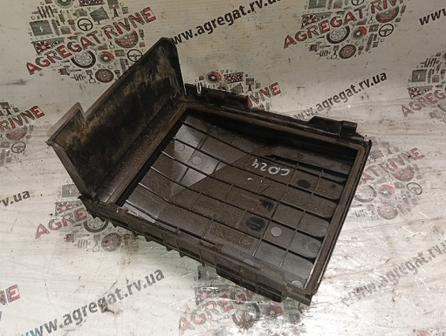 Кришка блока запобіжників 1K0937132F VAG