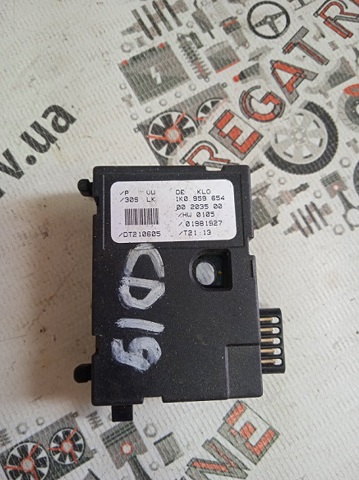 Датчик керма 1K0959654 VAG