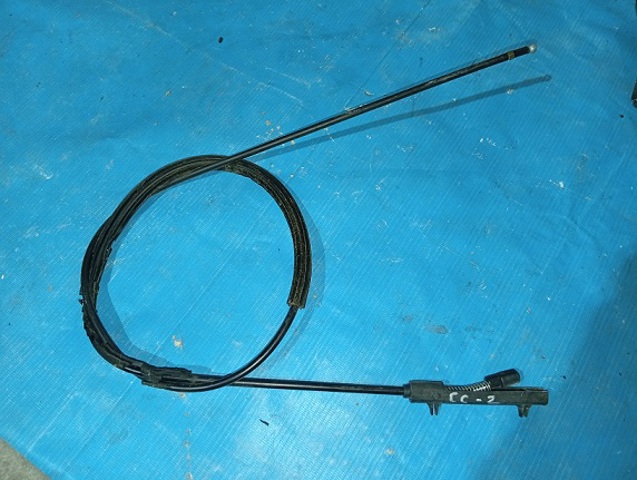 Трос відкриття капота, задній 3C1823535 VAG