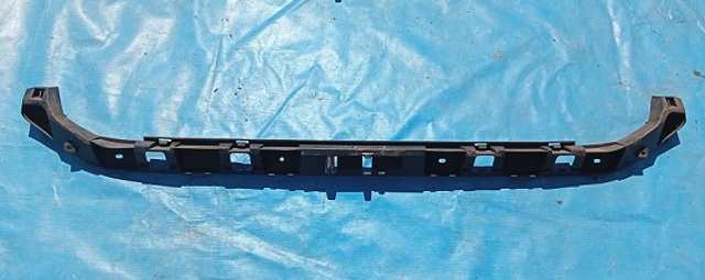 Кріплення бамера ліве 3C8807863C VAG