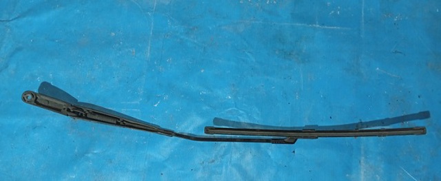 Ричаг двірника 3C8955410B VAG