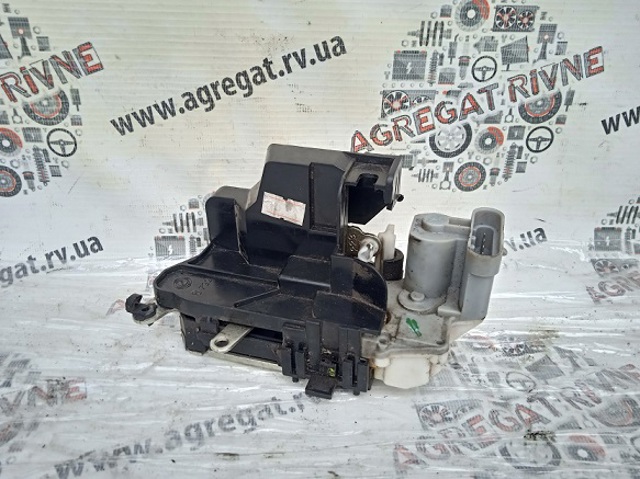 Замок дверей зсувних 51709194 FIAT