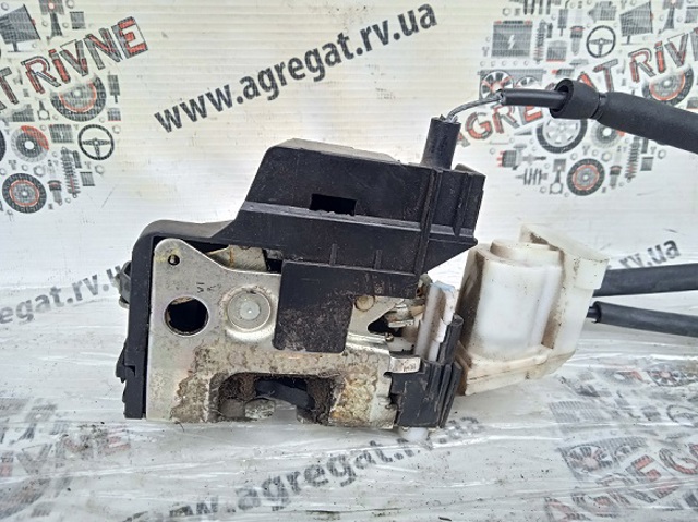 Замок дверей бічних зсувних лівих 51766885 FIAT