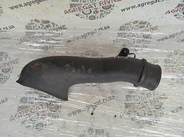 Повітрозабірник повітряного фільтра 55198906 FIAT