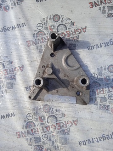 Права опора двигуна 5684110 OPEL