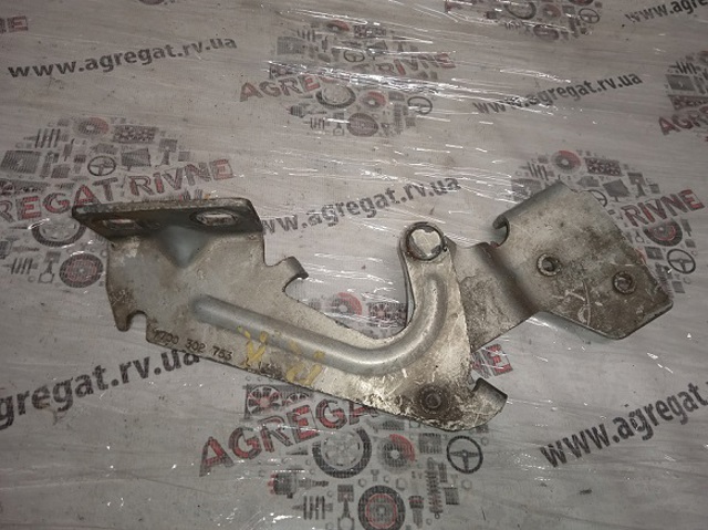 Завіс капота, лівий 7700302753 RENAULT